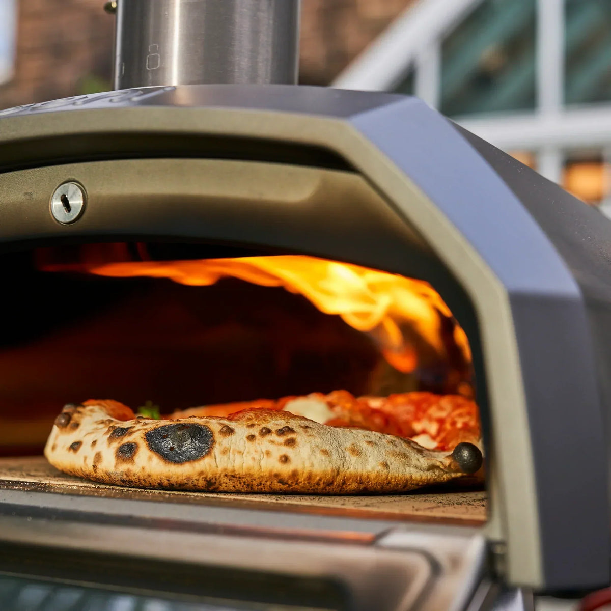Ooni Karu 2 (12G) Multi-Fuel Pizza Oven - 2nd Generation