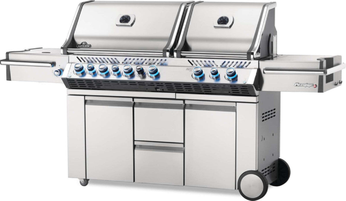 Napoleon Prestige PRO825 Propane Gas BBQ